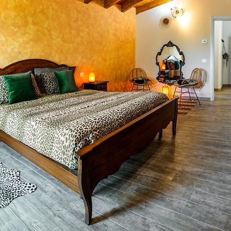 Agriturismo Le Fontanelle Da Valente Montichiari Szoba fotó