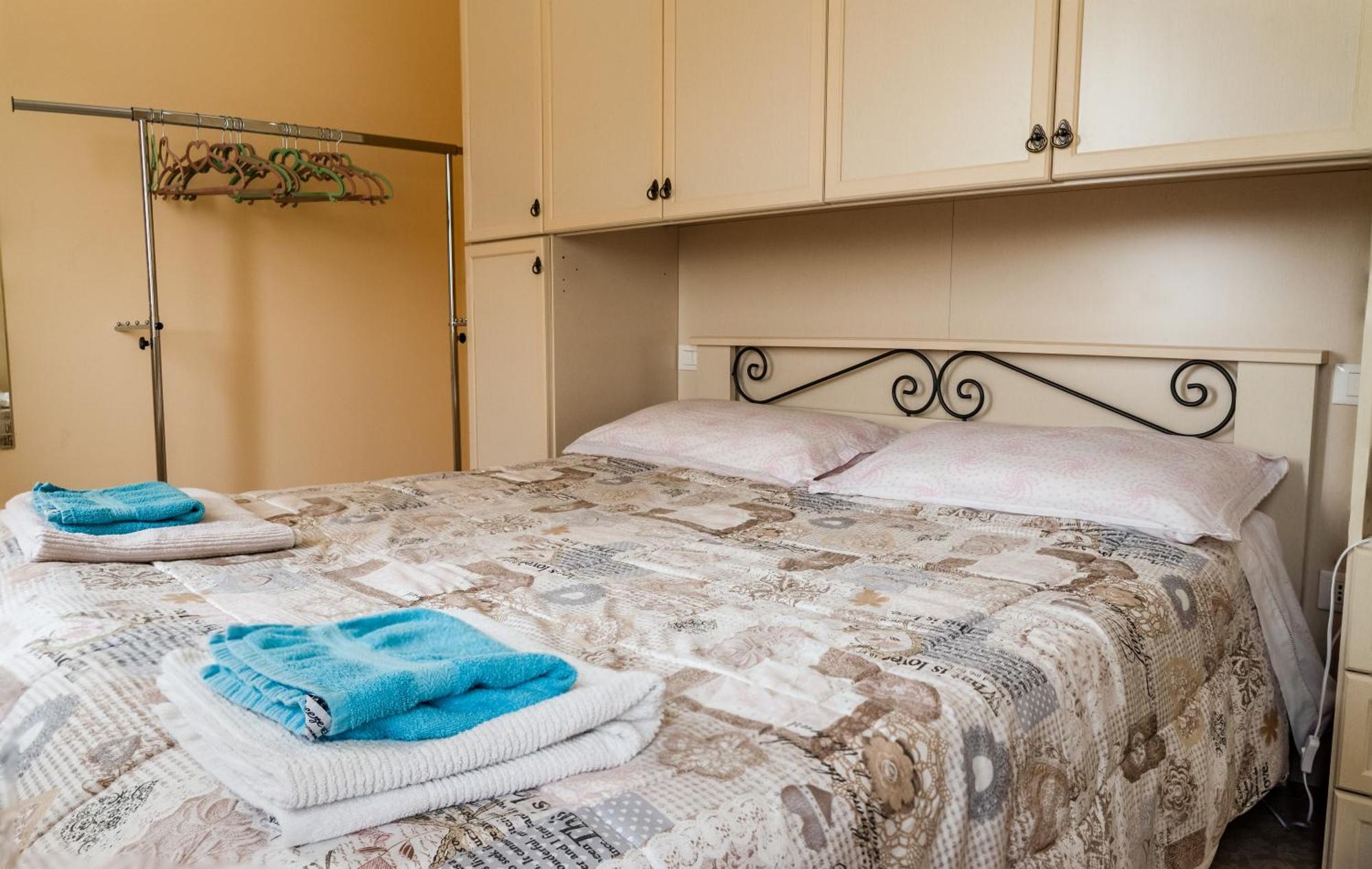 Agriturismo Le Fontanelle Da Valente Montichiari Szoba fotó