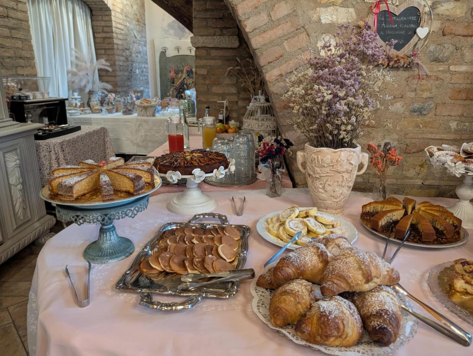 Agriturismo Le Fontanelle Da Valente Montichiari Kültér fotó