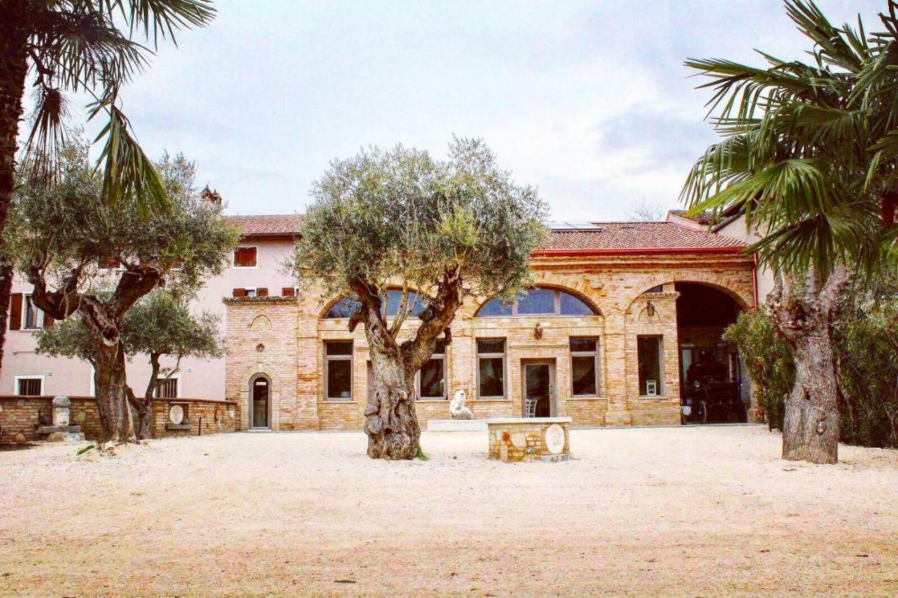 Agriturismo Le Fontanelle Da Valente Montichiari Kültér fotó